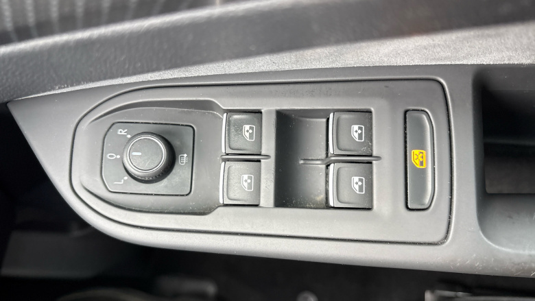 Volkswagen Golf 1.5 eTSI 150 R-Line 5dr DSG Petrol Hatchback